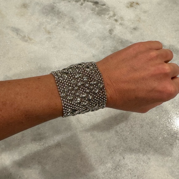Chic Silver Melted Metal Cuff - Picture 1 of 5